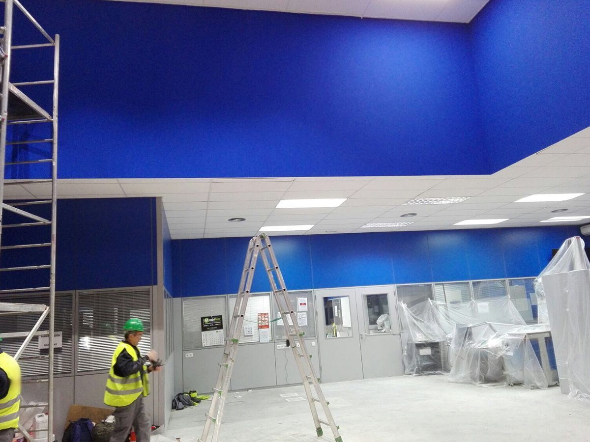 Diseño y Montaje en FATICAR de Salas y Oficinas Diseño y Montaje en FATICAR de Salas y Oficinas